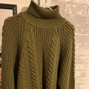 Green turtle neck